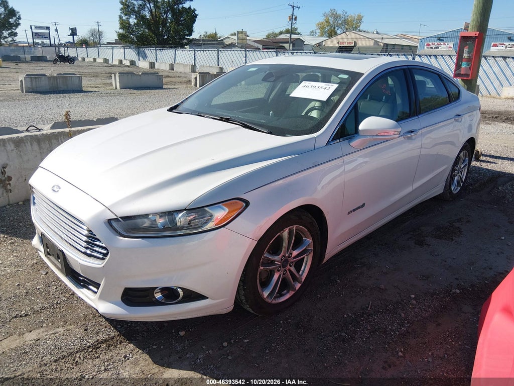 2015 Ford Fusion Hybrid Titanium photo 2