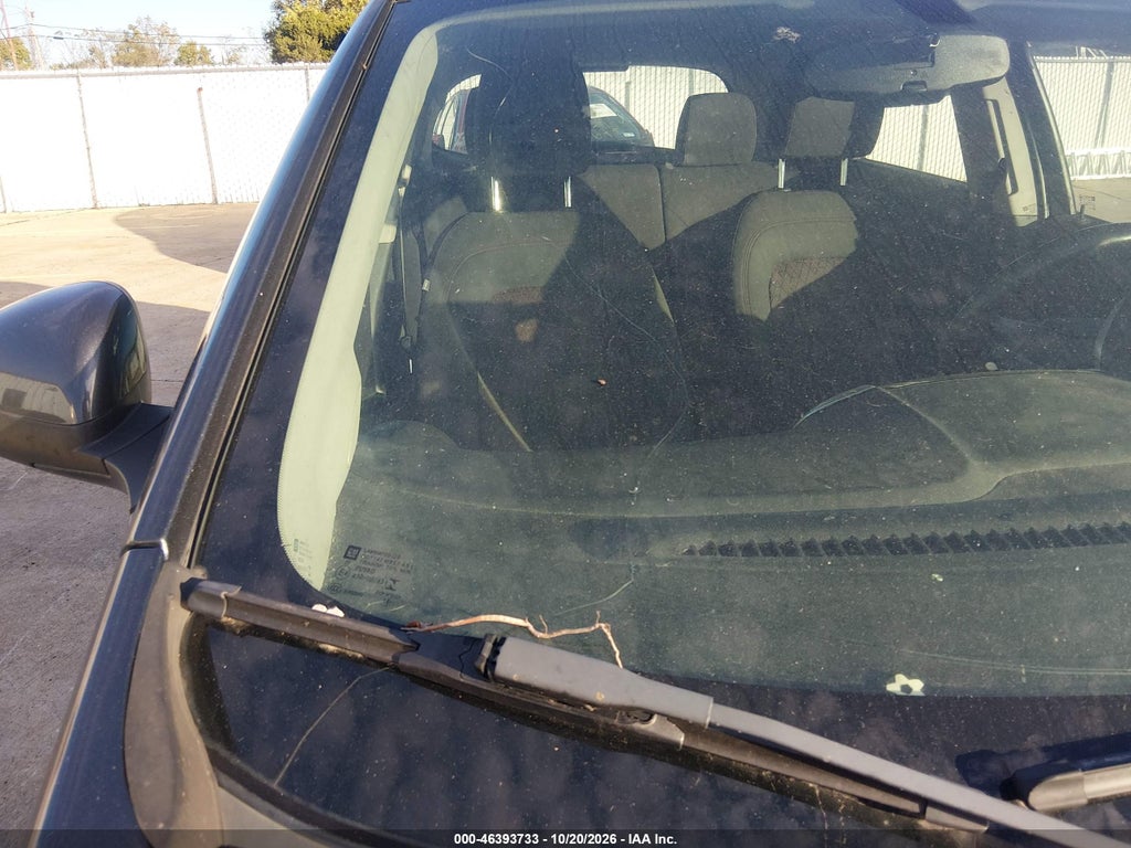 2017 Chevrolet Sonic LT Auto photo 6