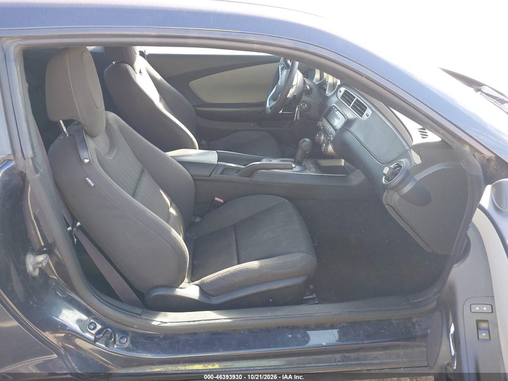 2014 Chevrolet Camaro 2LS photo 5