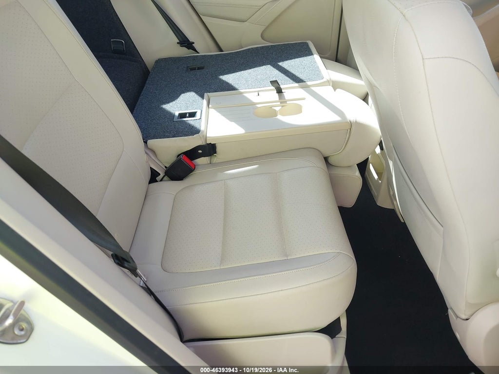 2014 Volkswagen Tiguan SEL photo 8