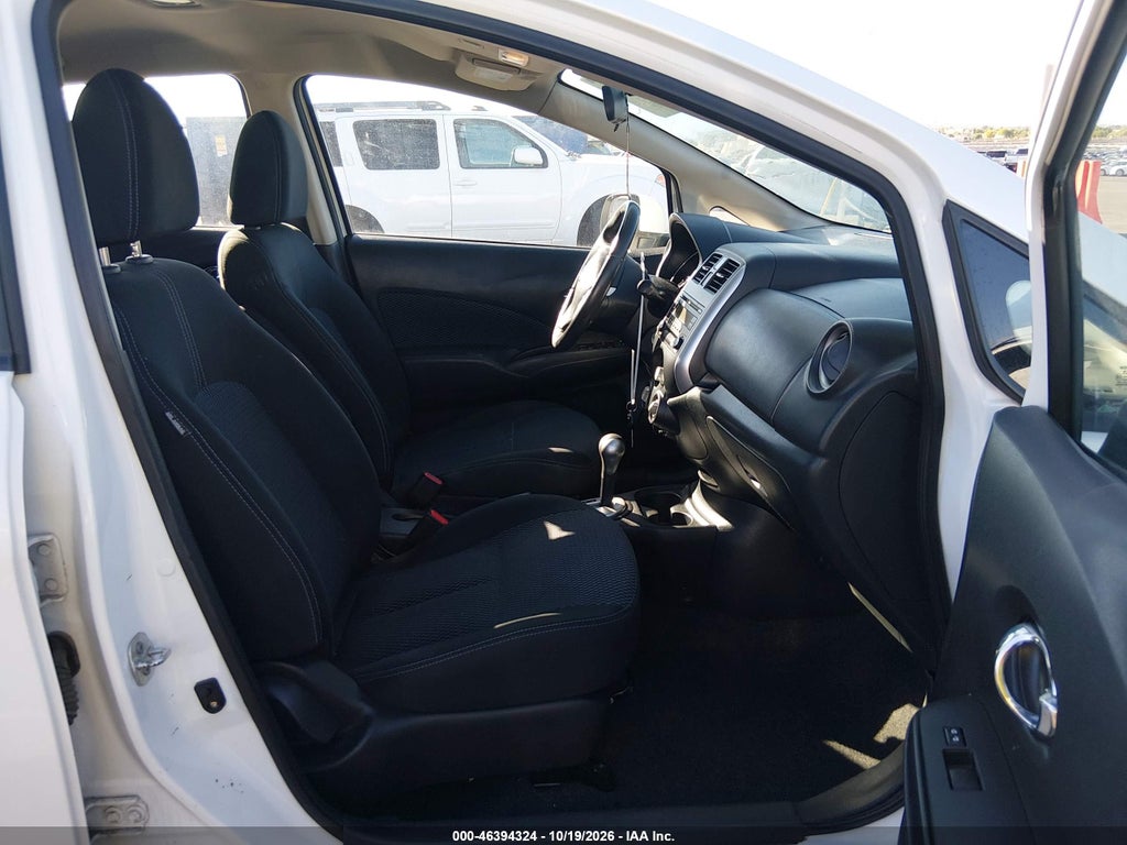 2014 Nissan Versa Note SV photo 5