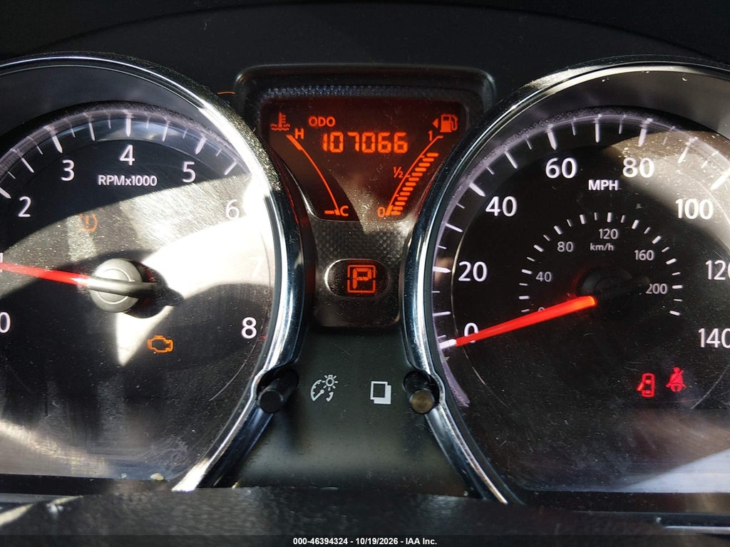 2014 Nissan Versa Note SV photo 7