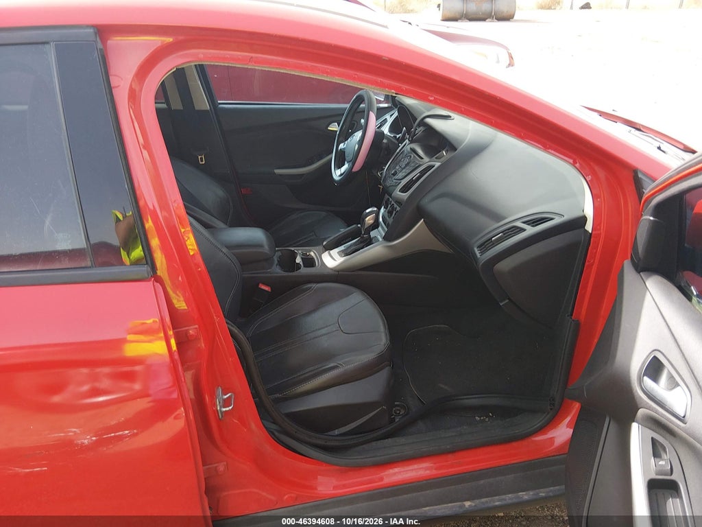 2014 Ford Focus SE photo 5