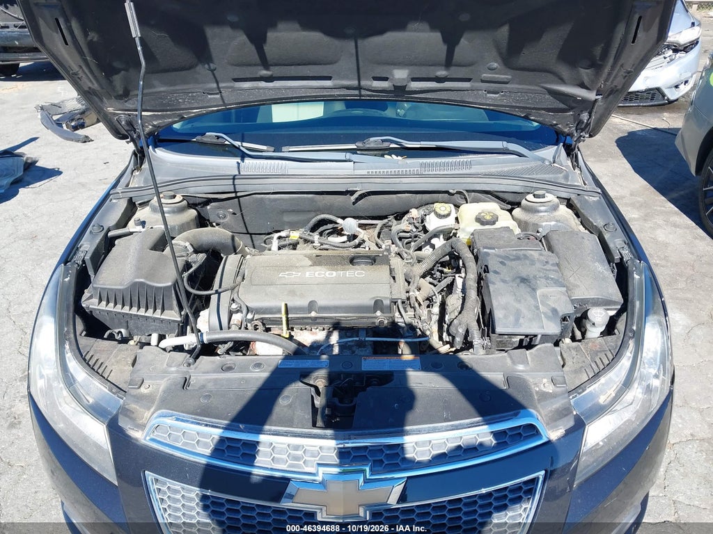 2011 Chevrolet Cruze LS photo 10