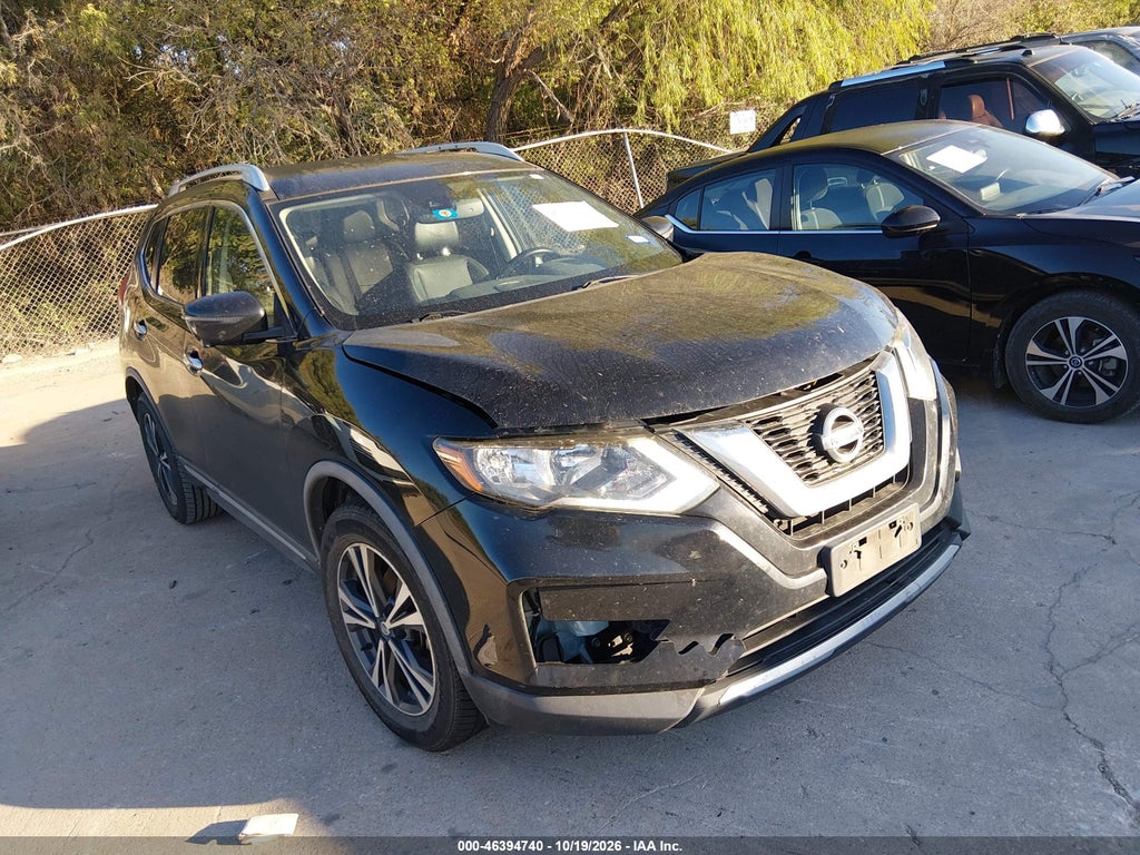 2017 Nissan Rogue SL photo 1