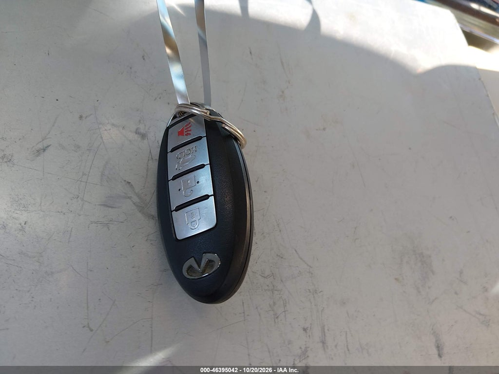 2012 Infiniti QX56 photo 11