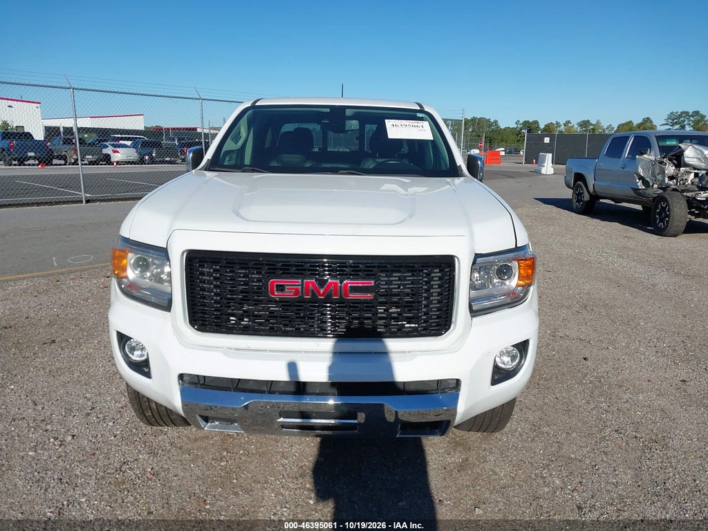 2020 GMC Canyon 2WD Short Box Denali photo 6
