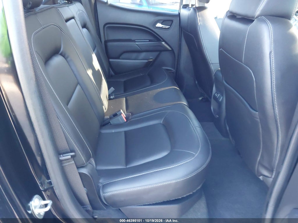 2016 GMC Canyon SLT photo 8