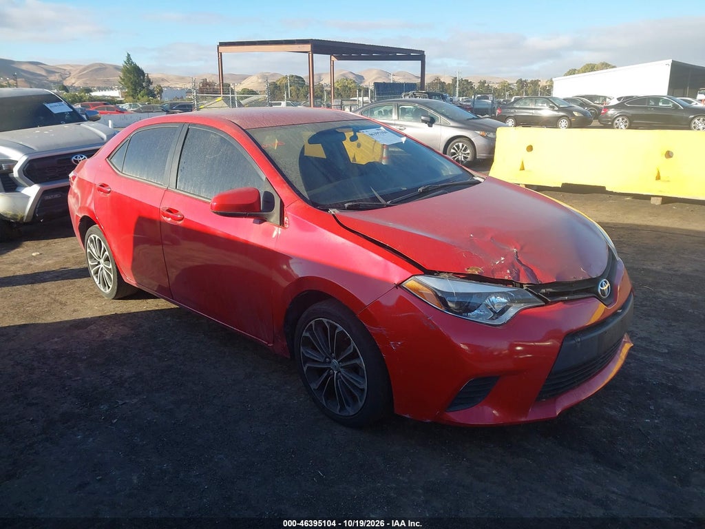 2014 Toyota Corolla LE photo 1