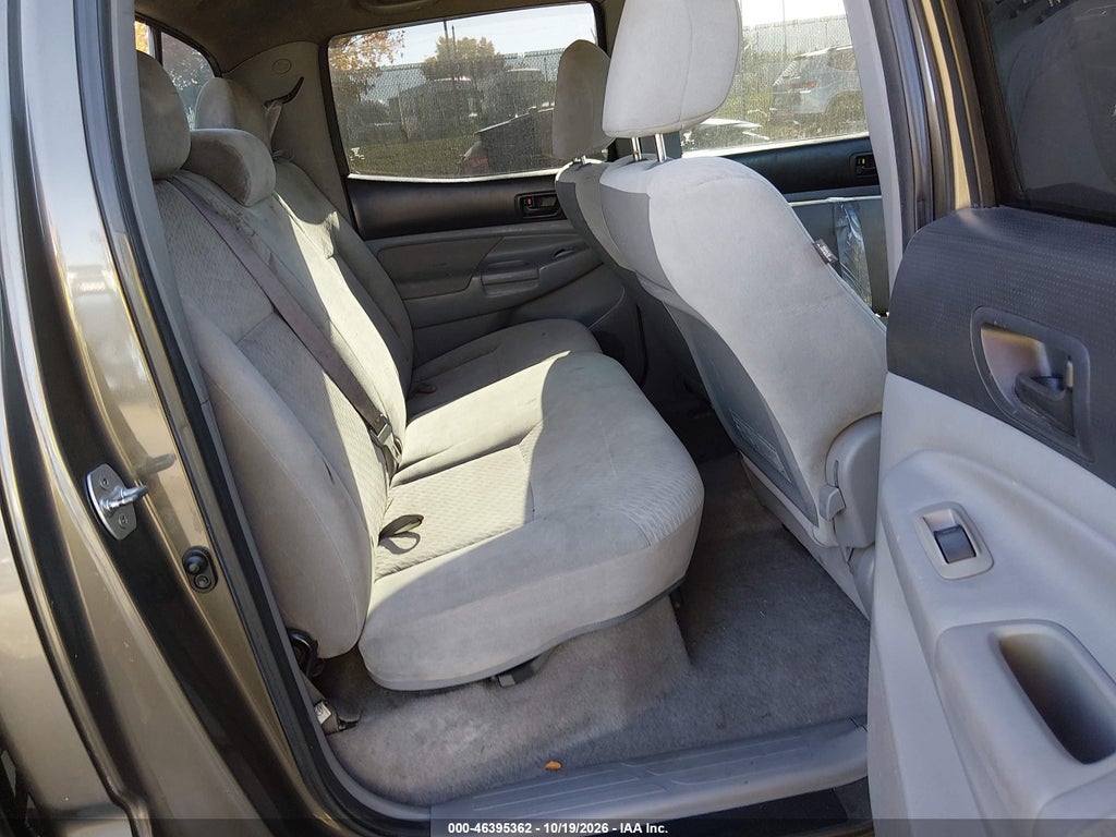 2010 Toyota Tacoma Base V6 photo 8