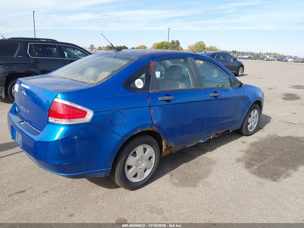 2010 Ford Focus S photo 4