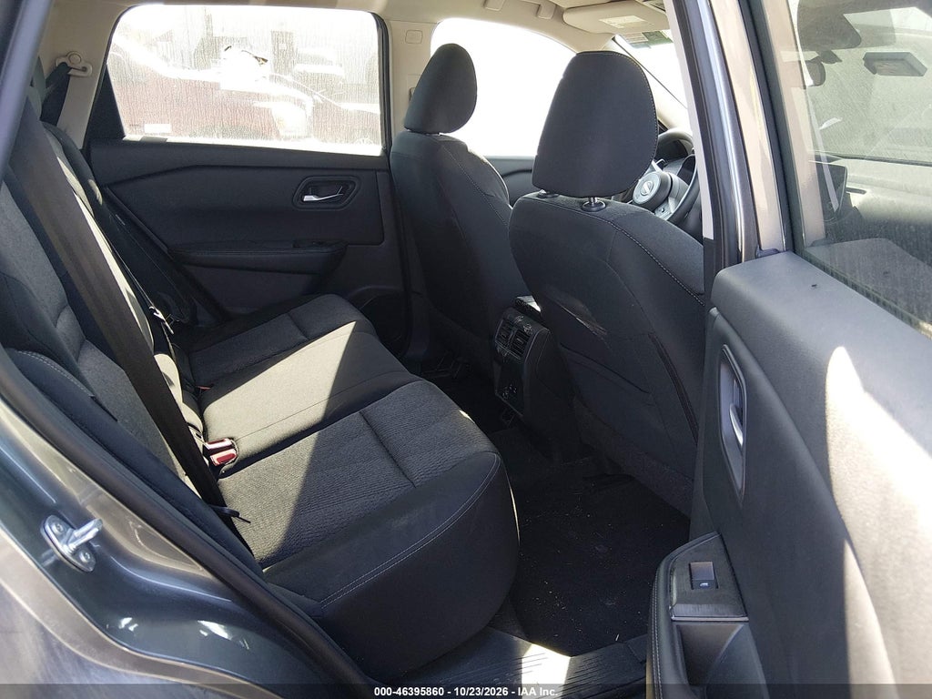 2024 Nissan Rogue SV Intelligent AWD photo 8