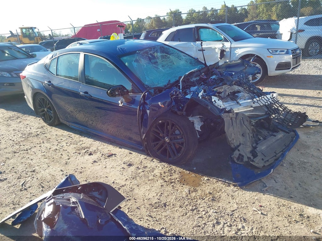 TOYOTA CAMRY 2025