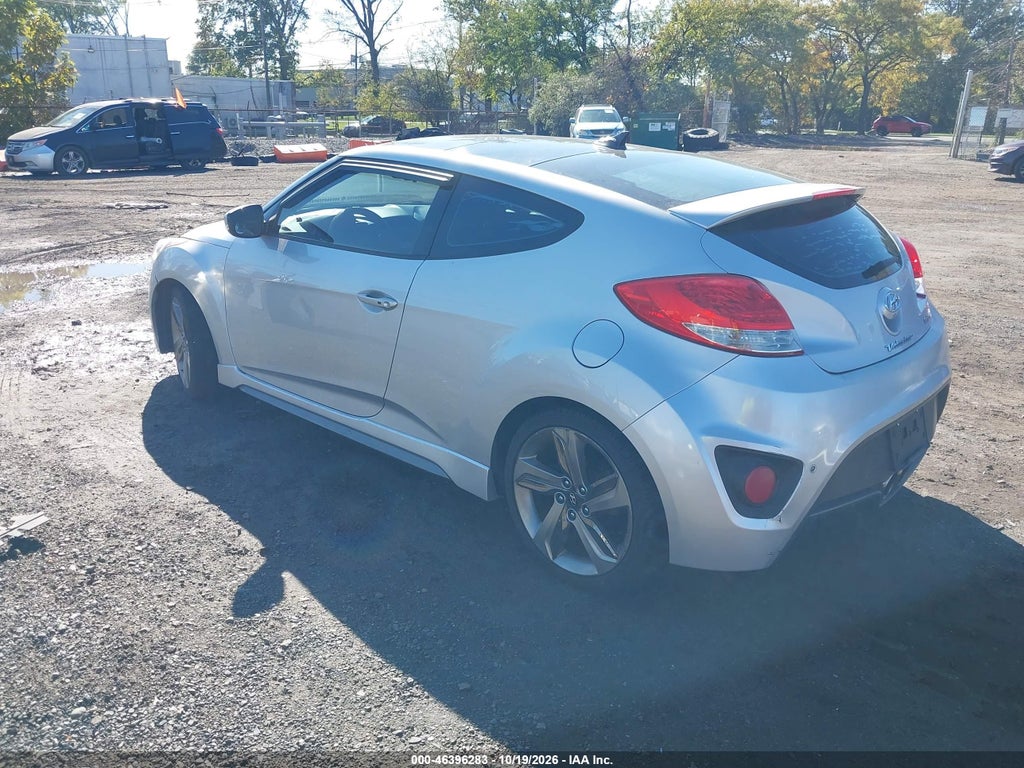 2013 Hyundai Veloster Turbo W/Blue photo 3