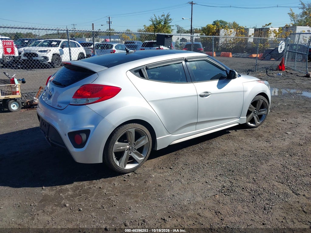 2013 Hyundai Veloster Turbo W/Blue photo 4