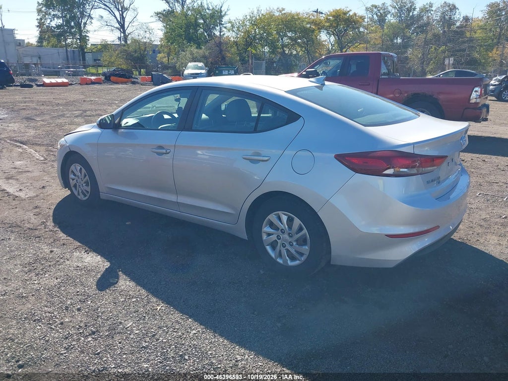 2017 Hyundai Elantra SE photo 3