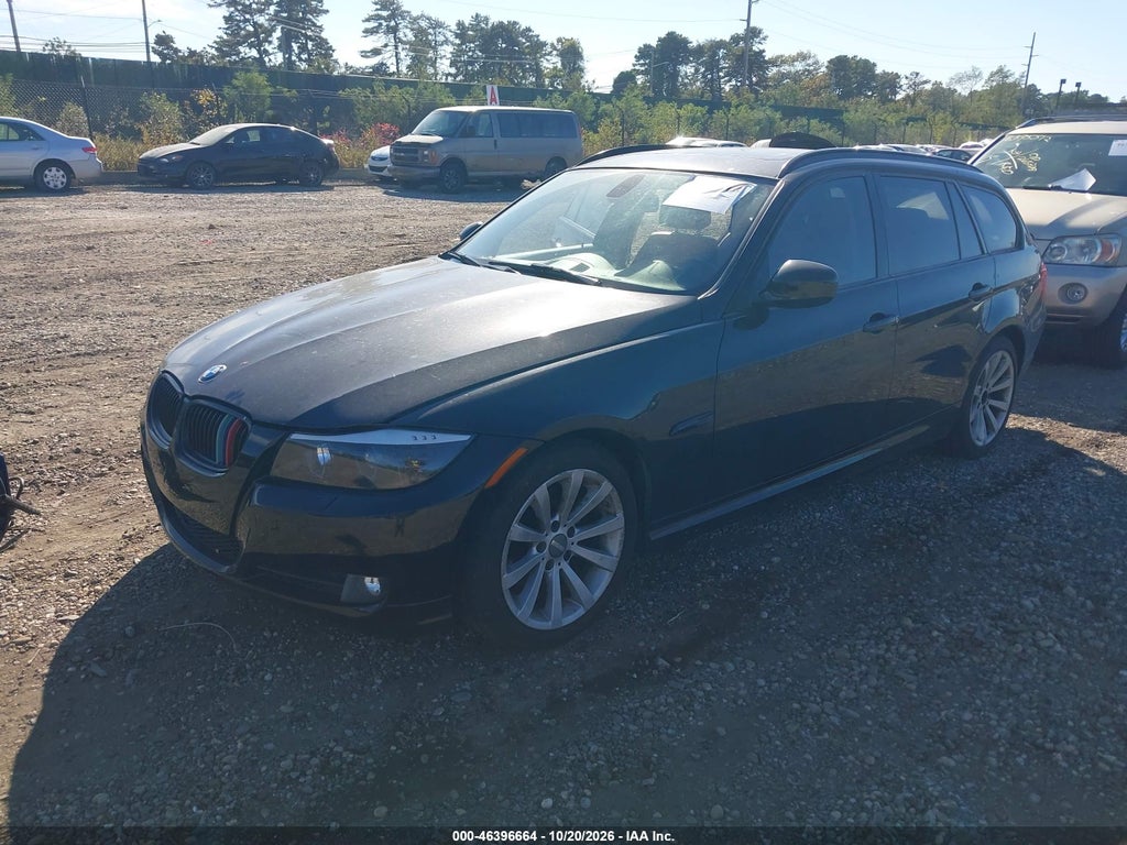 2011 BMW 328I Xdrive photo 2