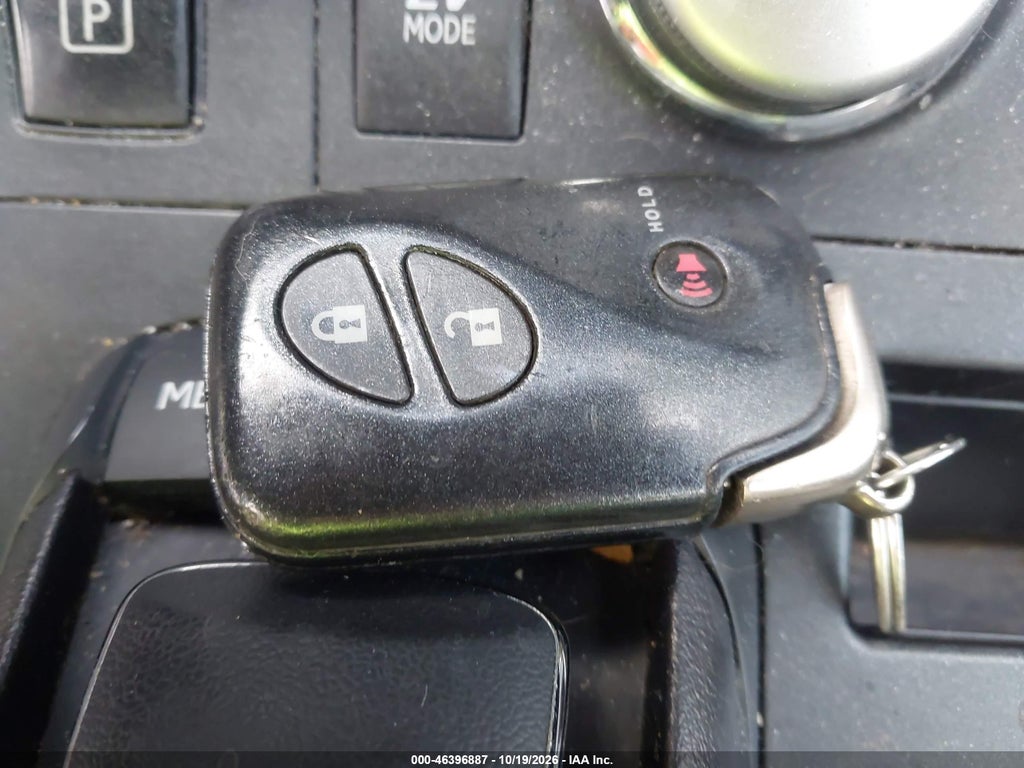 2013 Lexus CT 200H photo 11