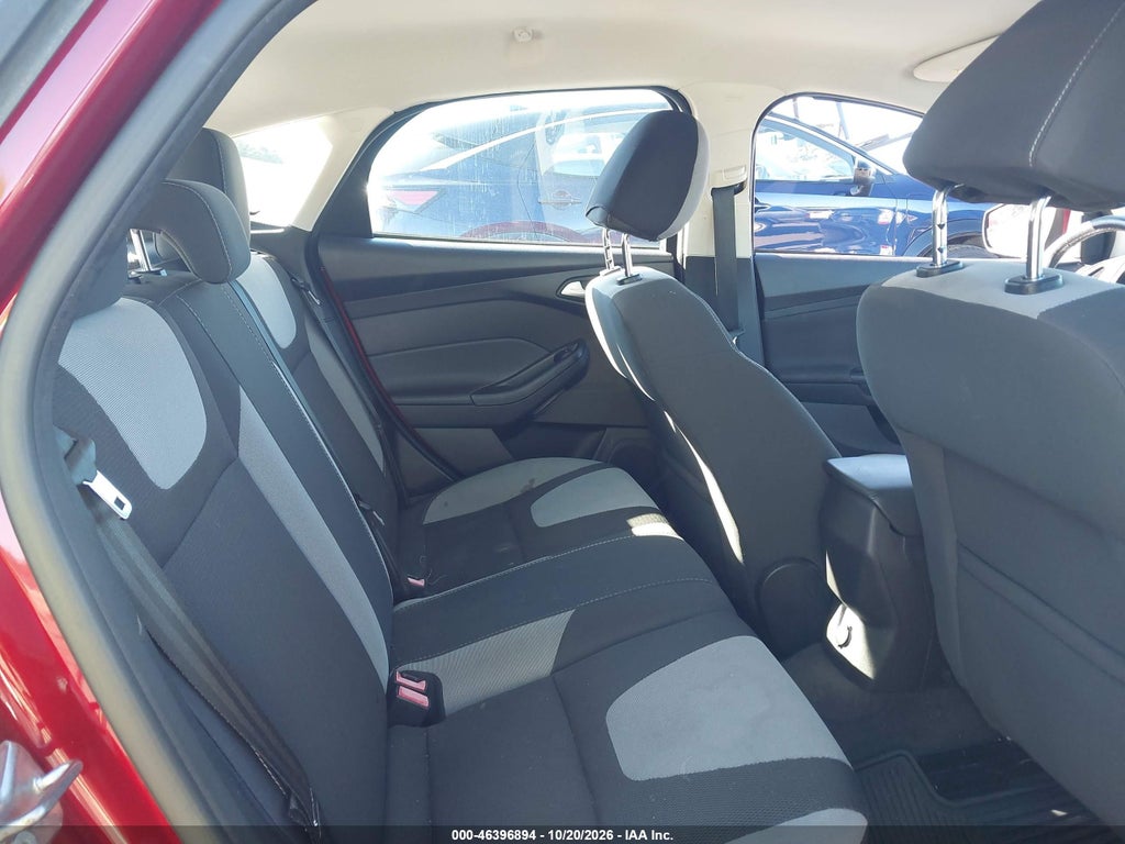 2014 Ford Focus SE photo 8