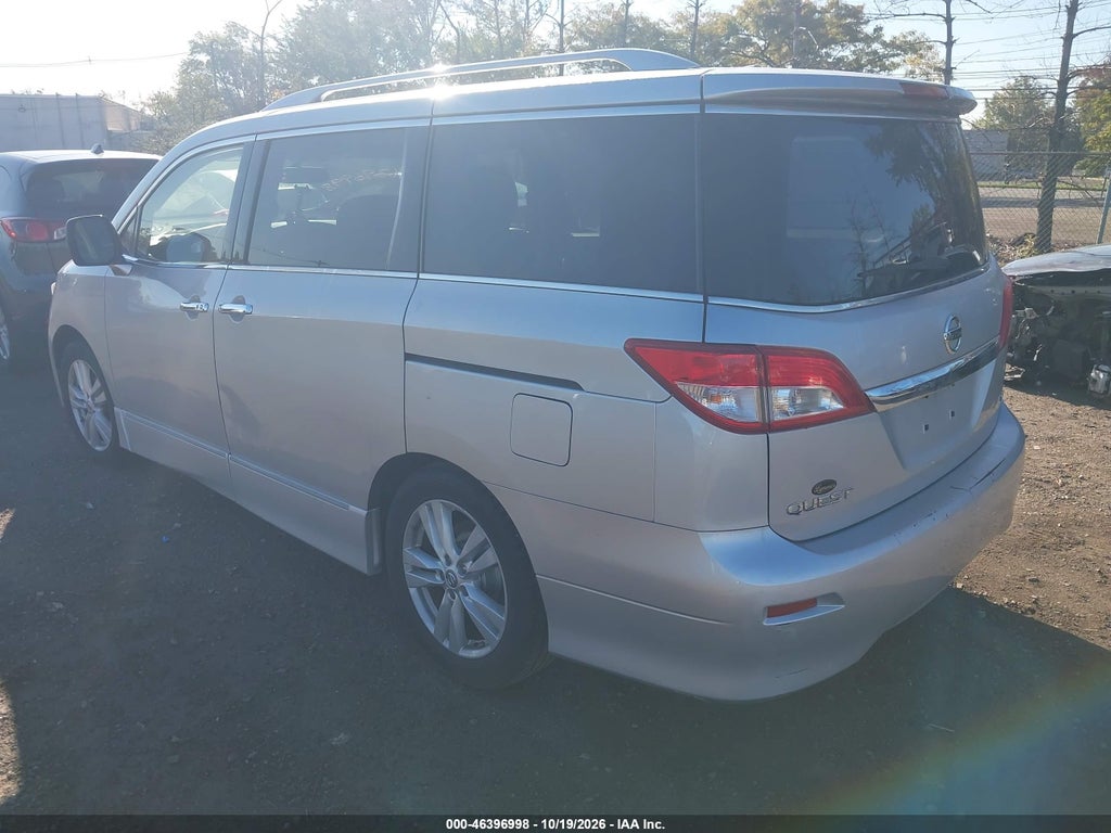 2014 Nissan Quest SL photo 3
