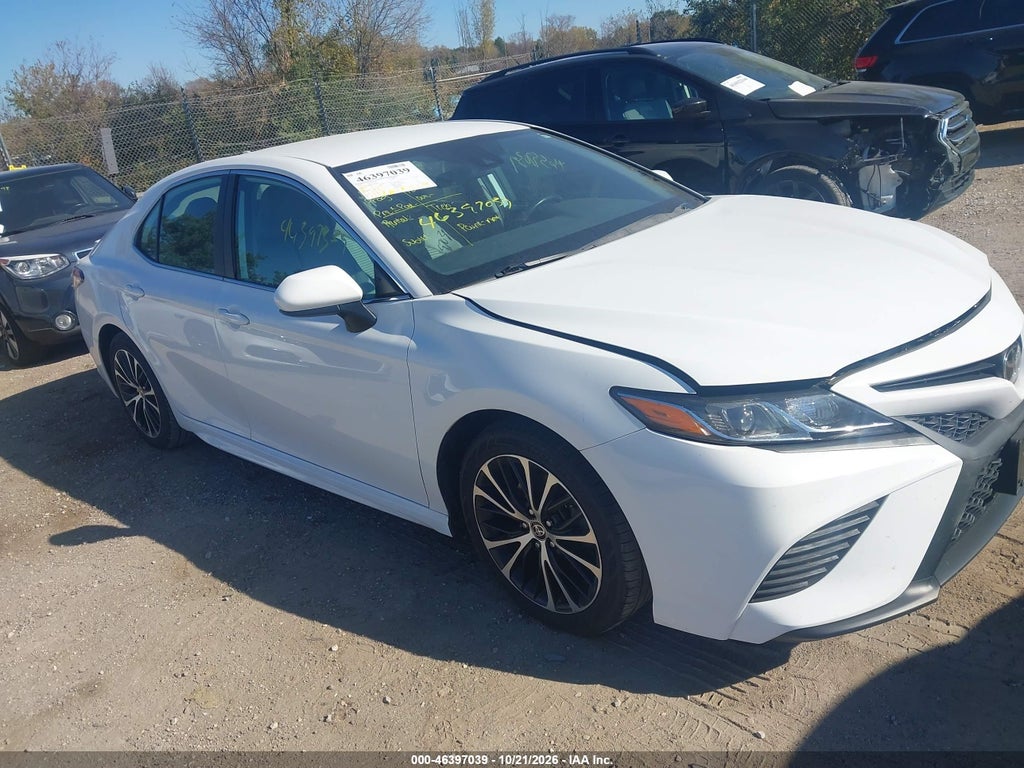 TOYOTA CAMRY 2020