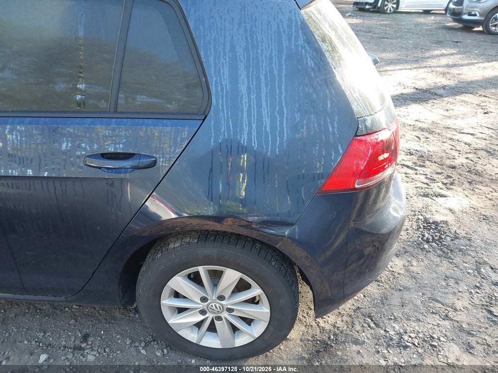 2016 Volkswagen Golf TSI S 4-Door photo 6