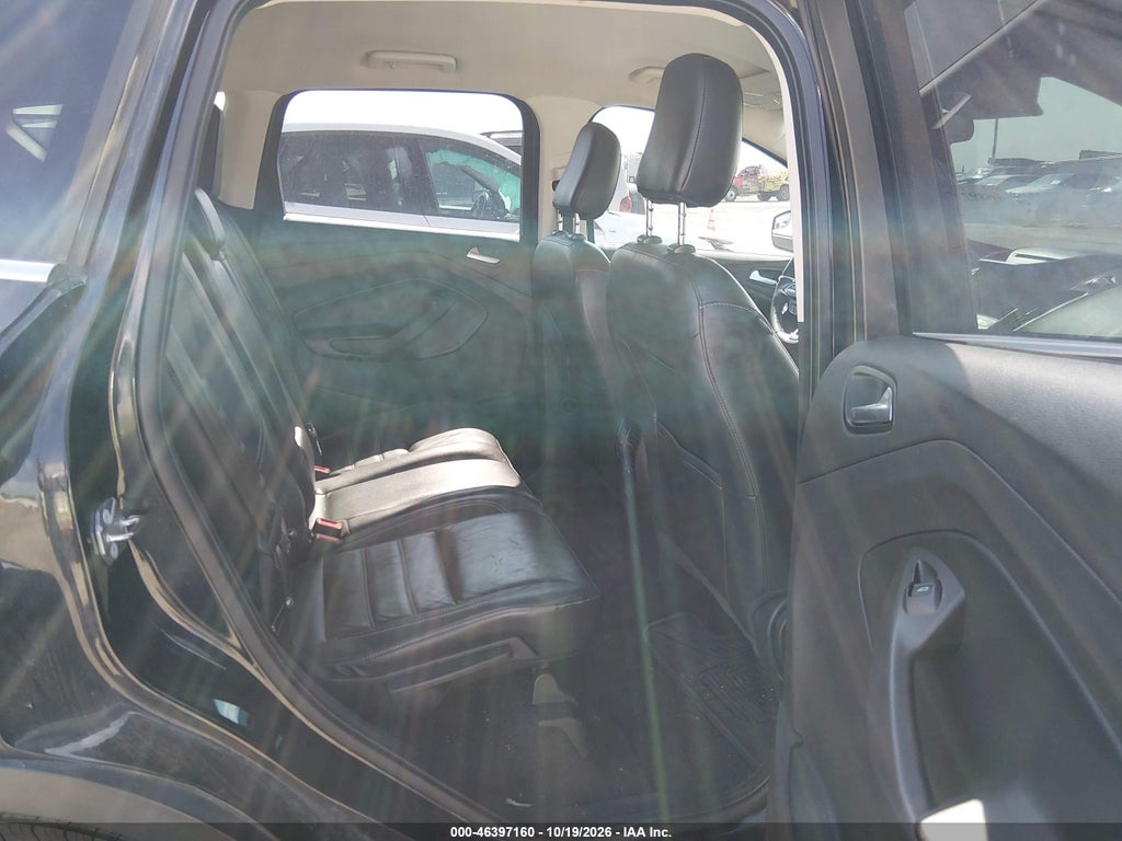 2018 Ford Escape SEL photo 8