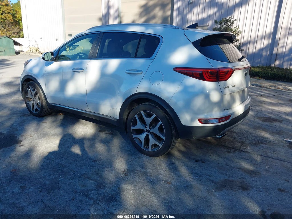 2017 Kia Sportage SX Turbo photo 3