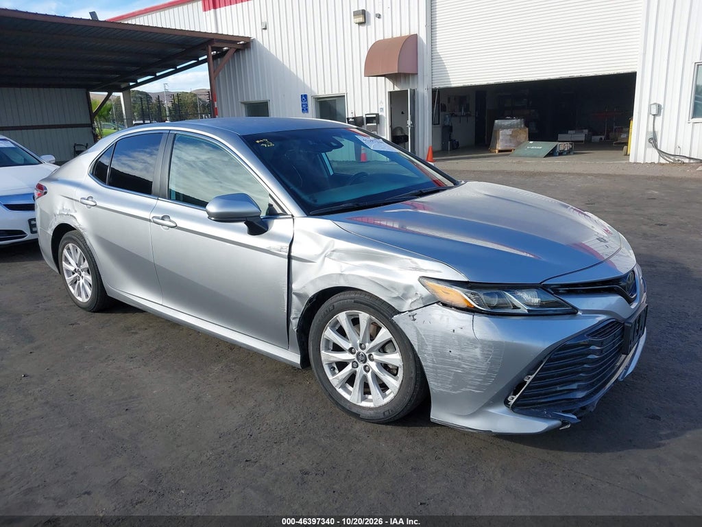 TOYOTA CAMRY 2020