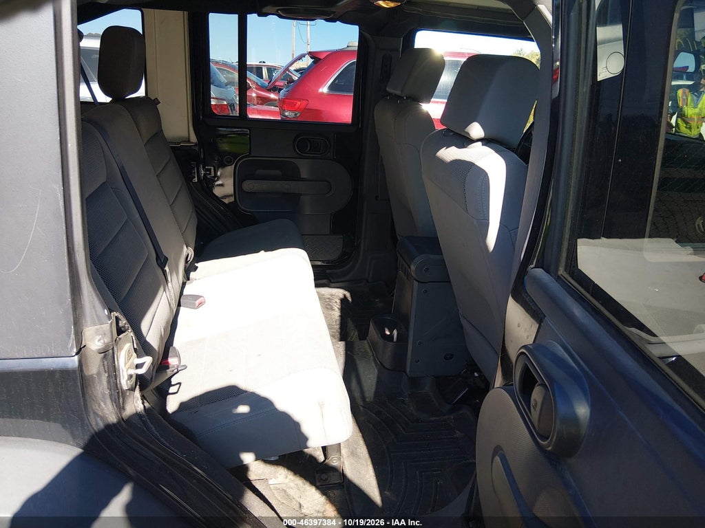 2007 Jeep Wrangler Unlimited Rubicon photo 8