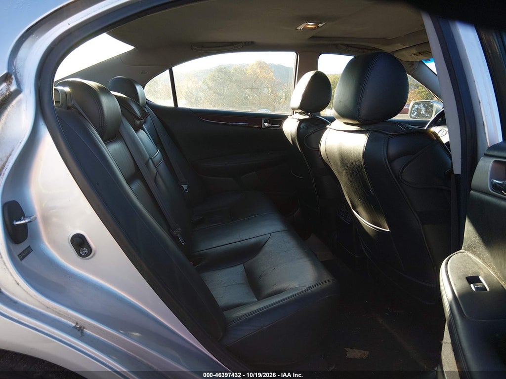 2005 Lexus ES 330 photo 8