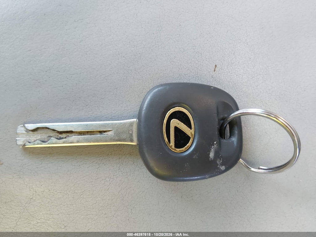 2005 Lexus RX 330 photo 11