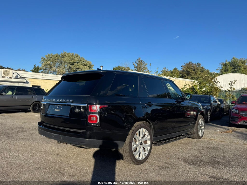 2020 Land Rover Range Rover Supercharged photo 4