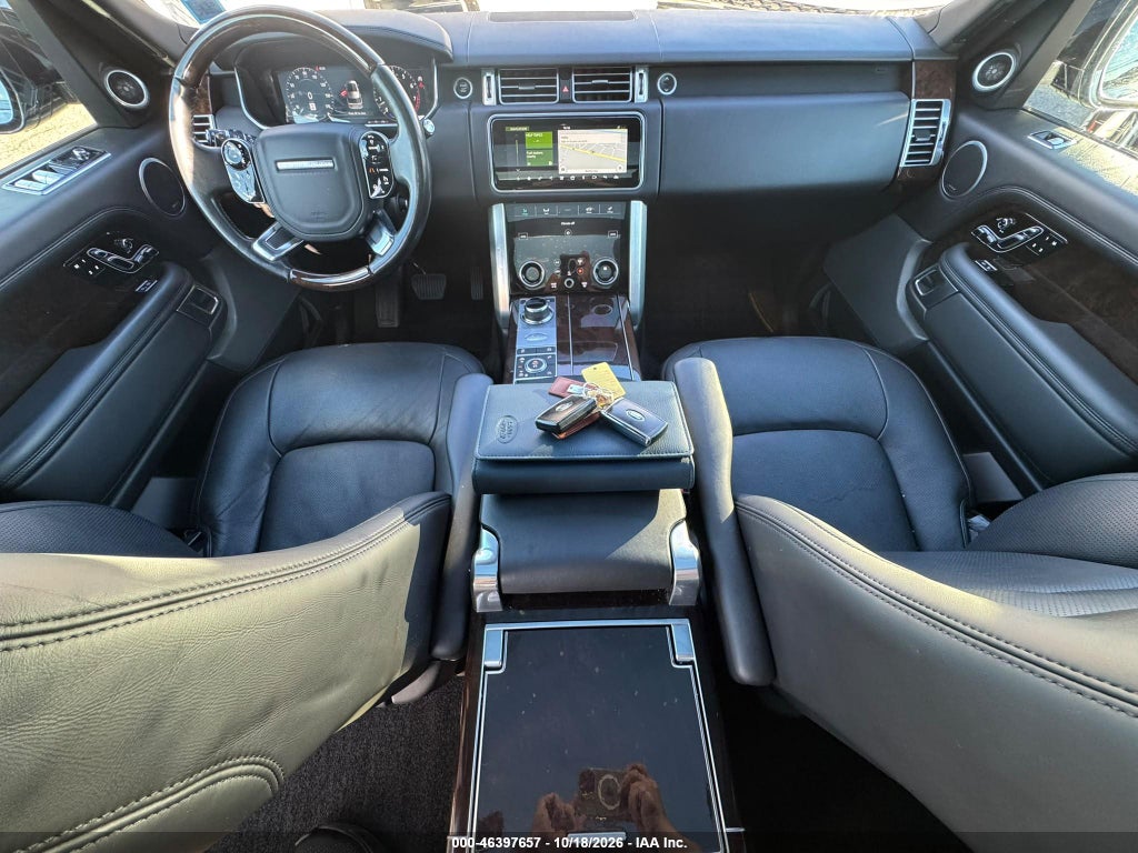 2020 Land Rover Range Rover Supercharged photo 5