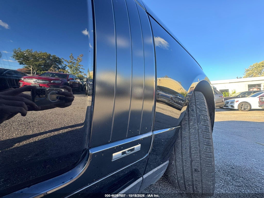 2020 Land Rover Range Rover Supercharged photo 8
