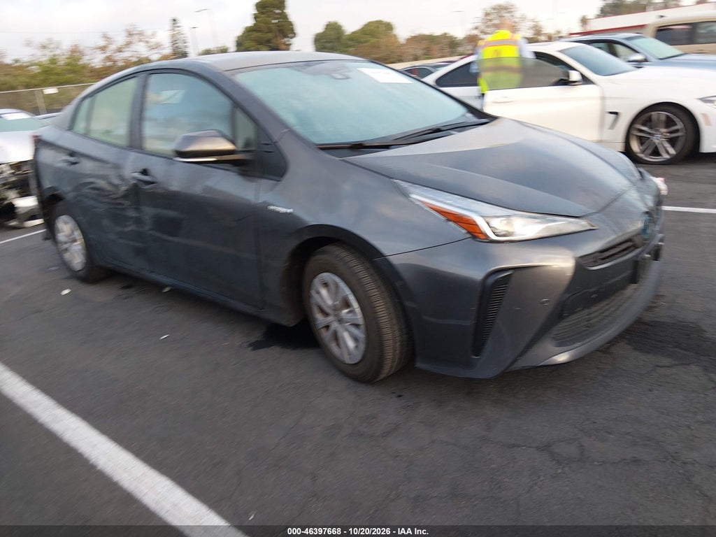 TOYOTA PRIUS 2021