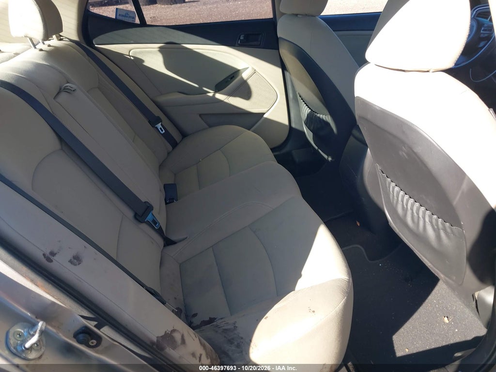 2015 Kia Optima LX photo 8