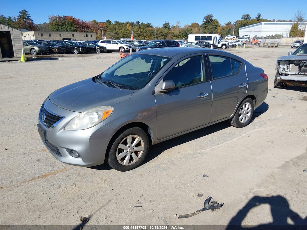 2012 Nissan Versa 1.6 SL photo 2