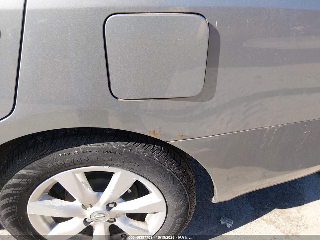 2012 Nissan Versa 1.6 SL photo 6