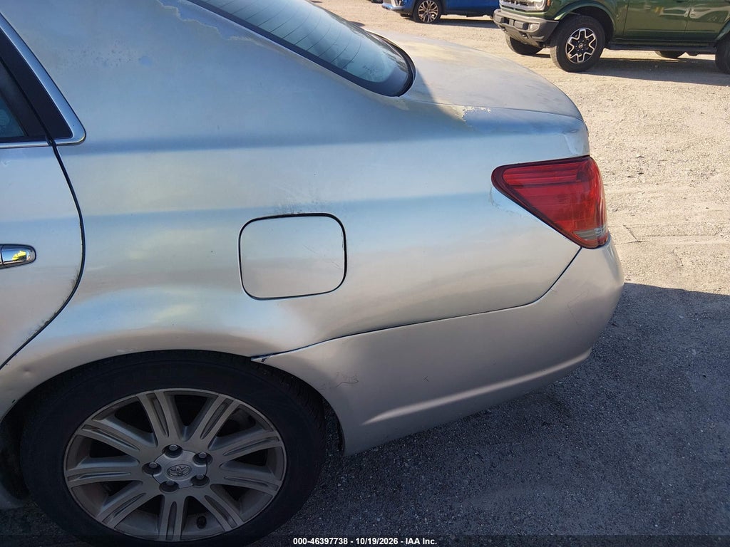 2008 Toyota Avalon Limited photo 6