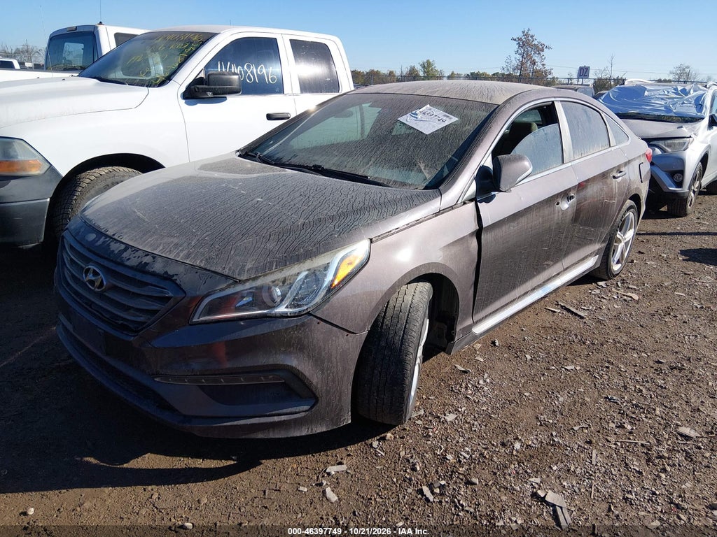 2015 Hyundai Sonata Sport photo 2
