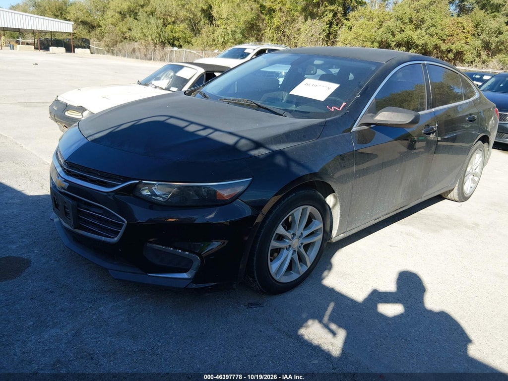2016 Chevrolet Malibu 1LT photo 2