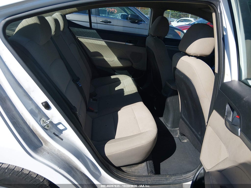 2020 Hyundai Elantra SE photo 8