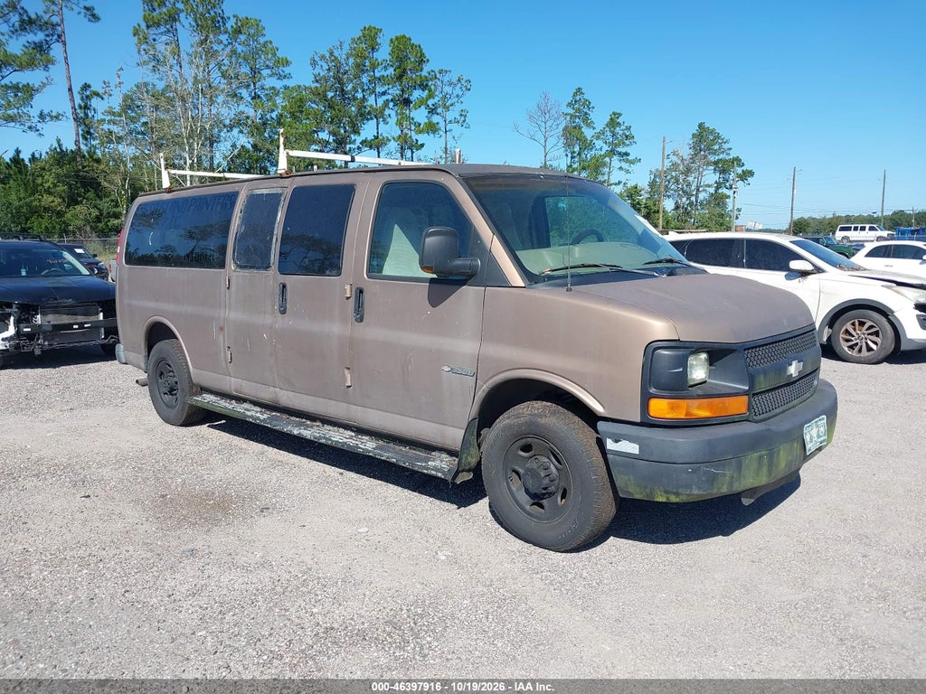 2003 Chevrolet Express photo 1