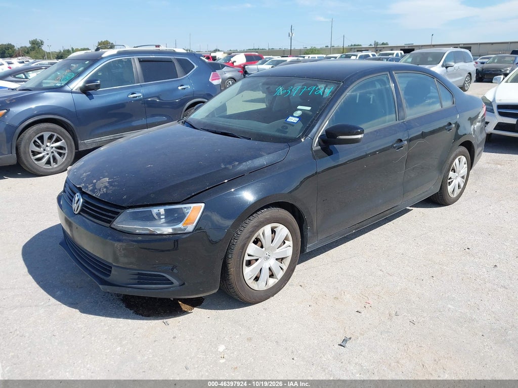2014 Volkswagen Jetta 1.8T SE photo 2