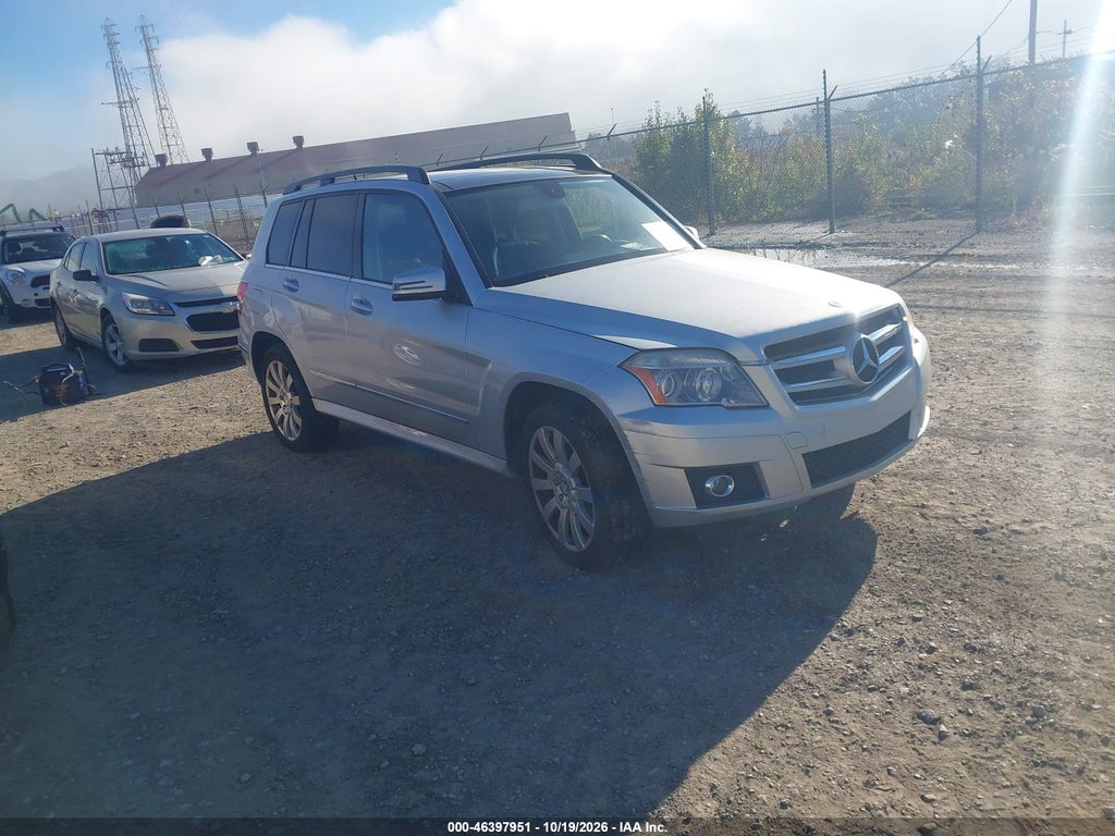 2011 Mercedes-Benz GLK 350 4MATIC photo 1