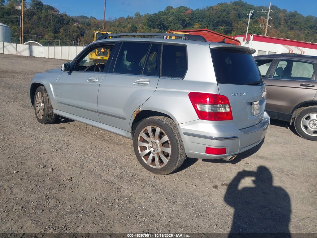 2011 Mercedes-Benz GLK 350 4MATIC photo 3
