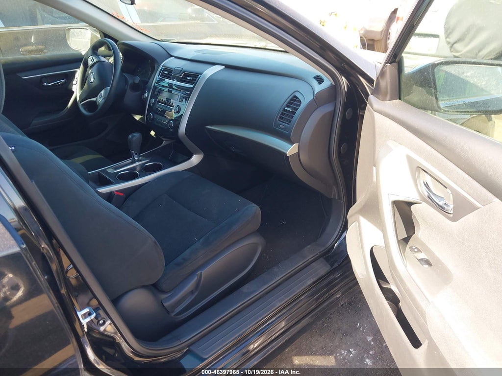 2015 Nissan Altima 2.5 S photo 5