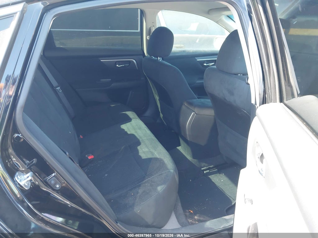 2015 Nissan Altima 2.5 S photo 8