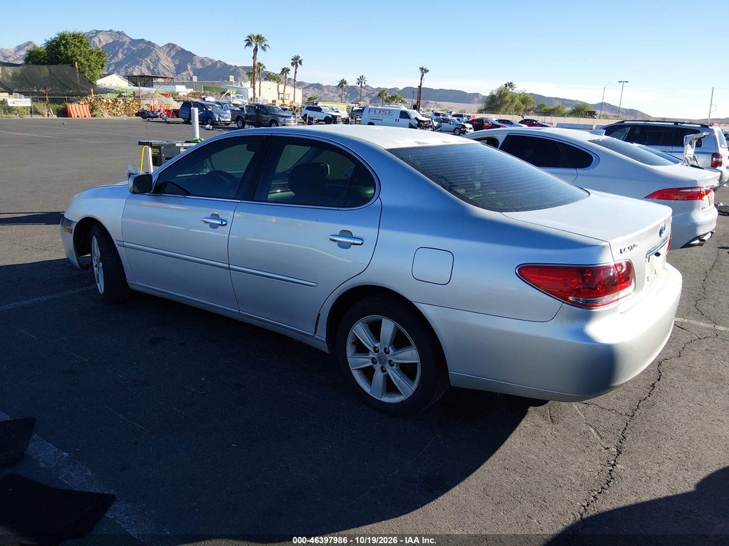 2005 Lexus ES 330 photo 3